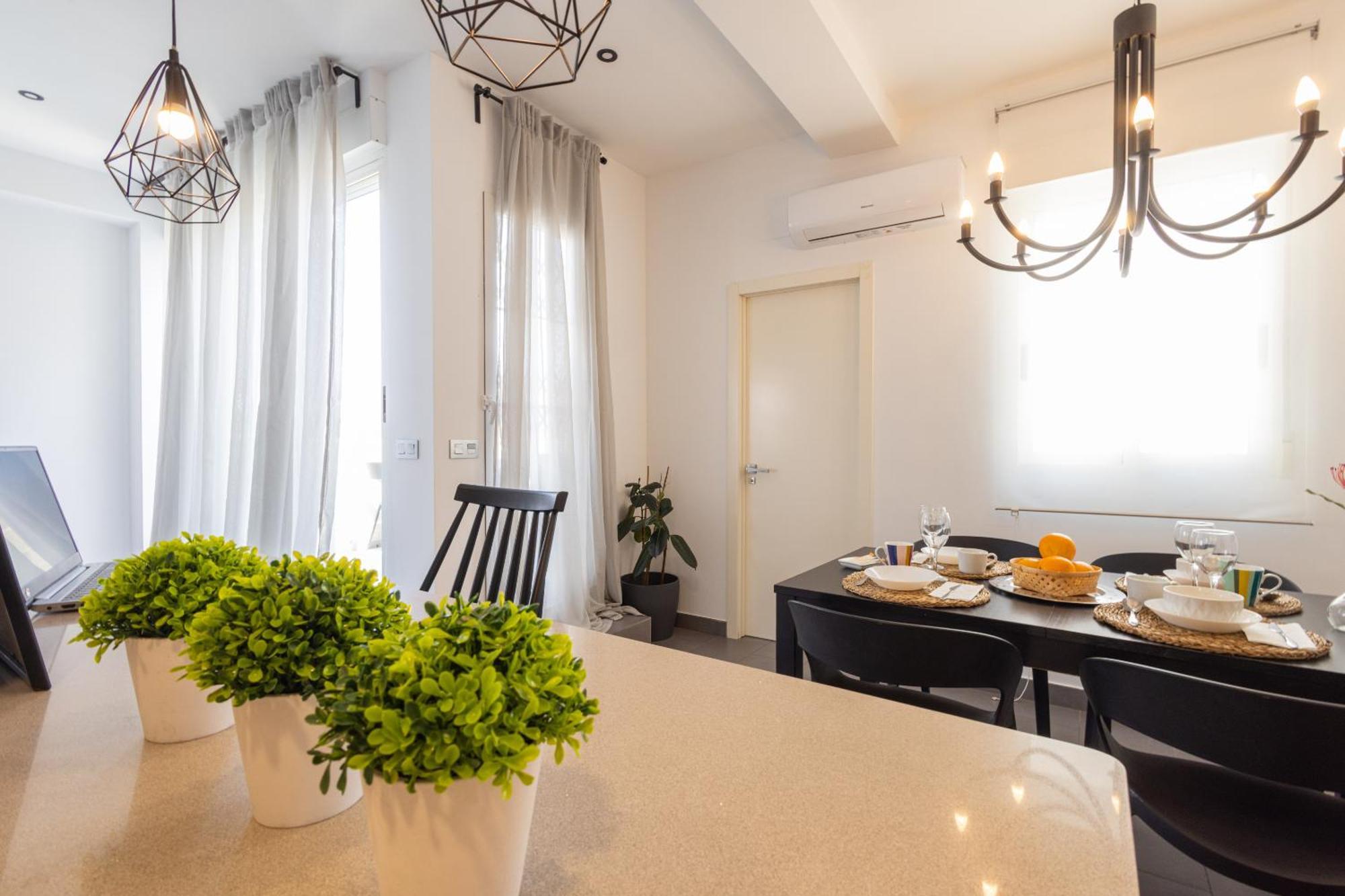 Florit Flats - Stylish 2 Bedroom Ac Wifi Terrace Attic In Valencia Center Exteriör bild