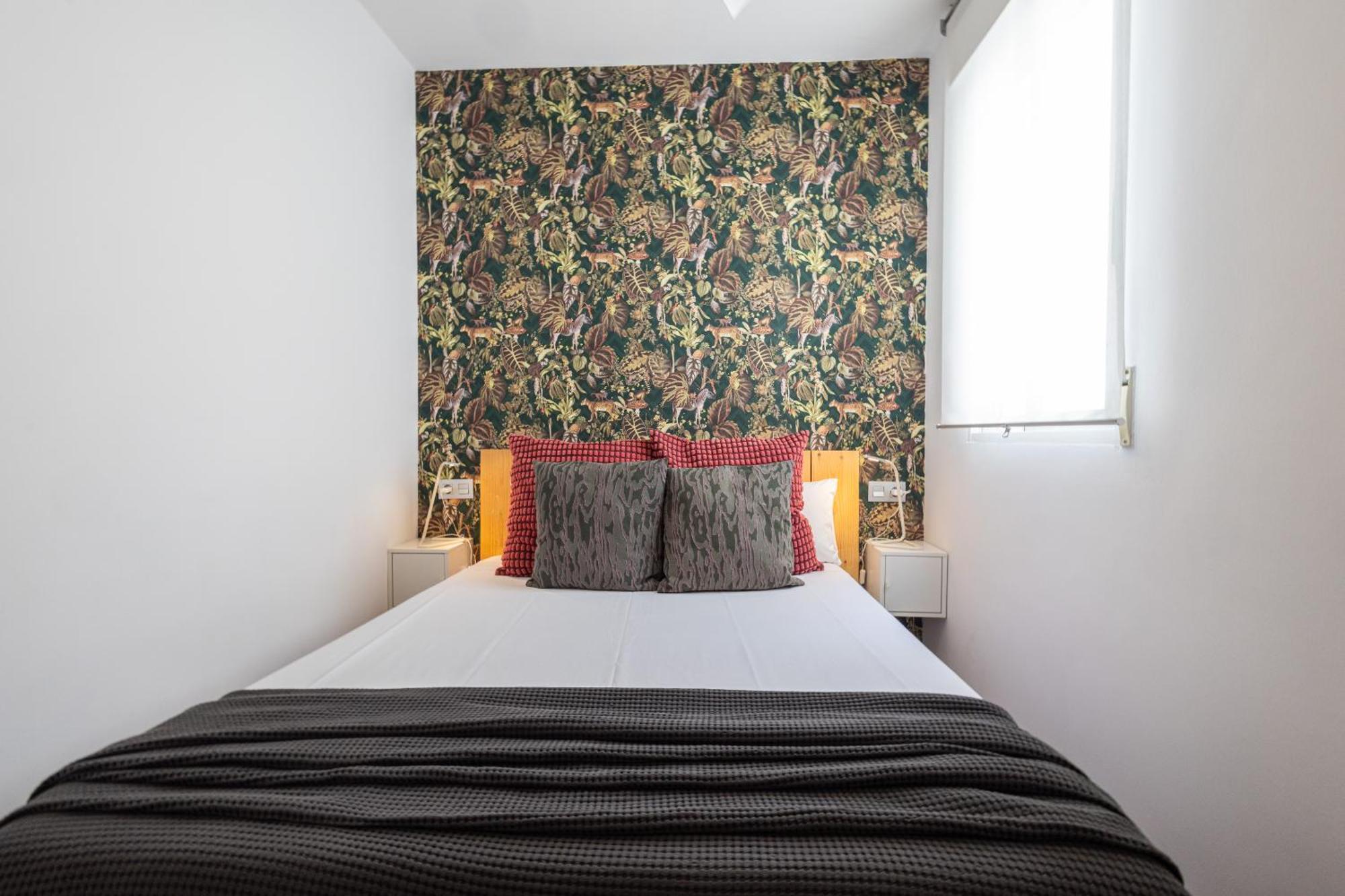 Florit Flats - Stylish 2 Bedroom Ac Wifi Terrace Attic In Valencia Center Exteriör bild