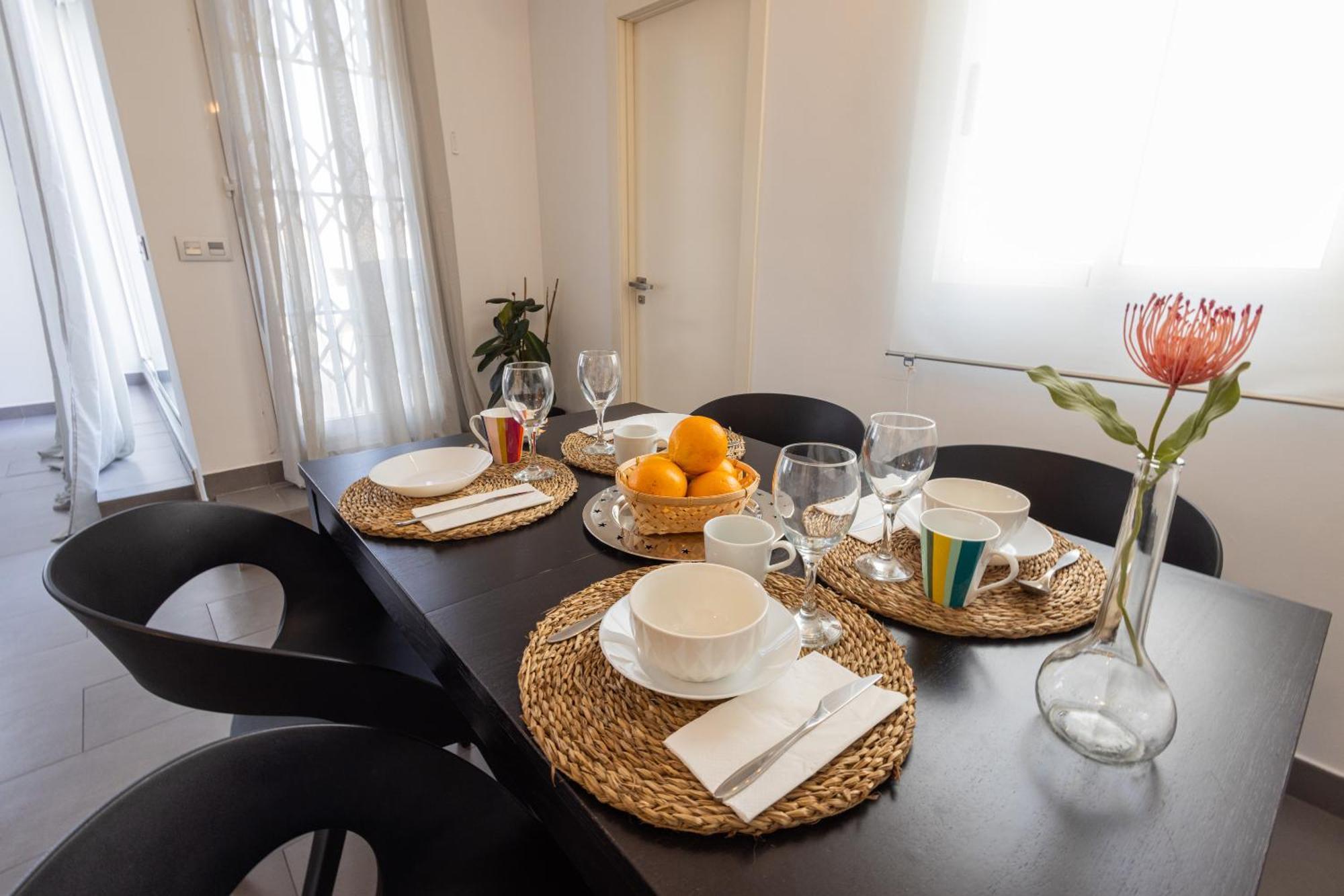 Florit Flats - Stylish 2 Bedroom Ac Wifi Terrace Attic In Valencia Center Exteriör bild