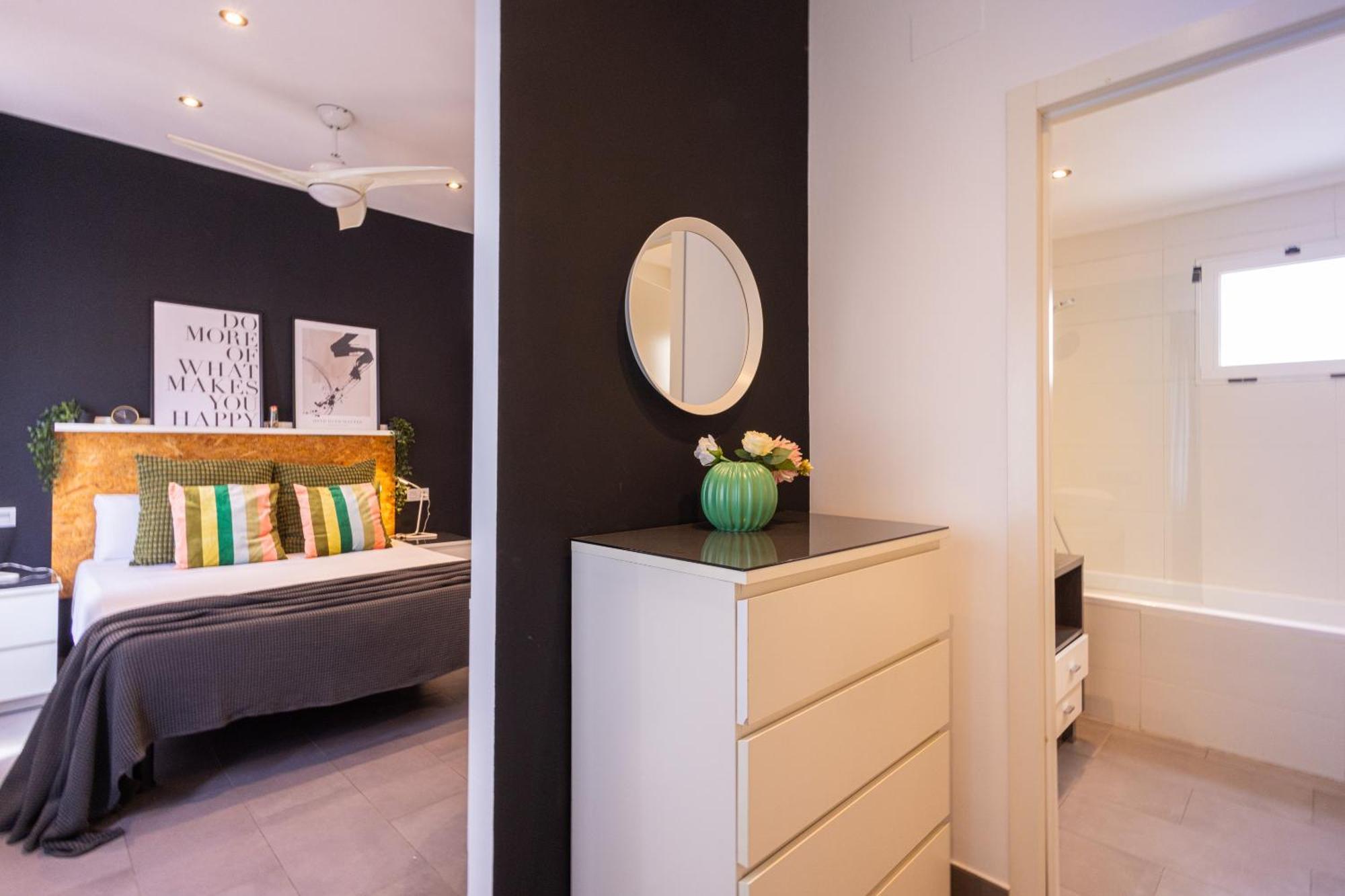 Florit Flats - Stylish 2 Bedroom Ac Wifi Terrace Attic In Valencia Center Exteriör bild